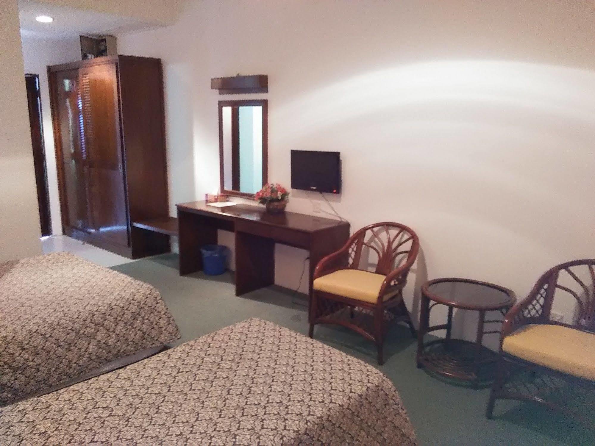 Oyo 44020 Kejora Garden Resort Kampong Pasir Bogak Kültér fotó